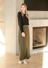 Load image into Gallery viewer, Blake Cinched Sleeve Blouse
