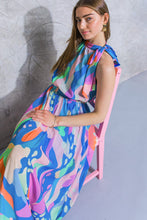 Load image into Gallery viewer, PORTRAIT OF A LADY ON WOVEN MAXI DRESS

