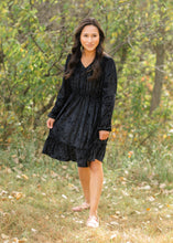 Load image into Gallery viewer, Diana Crushed Velvet Midi Dress
