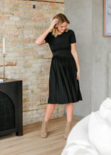 Load image into Gallery viewer, Emersyn Pleated Midi Dress
