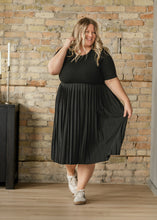 Load image into Gallery viewer, Emersyn Pleated Midi Dress

