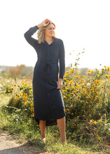Load image into Gallery viewer, Essential Linen Shirt Dress

