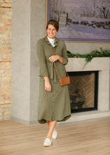 Load image into Gallery viewer, Essential Linen Shirt Dress
