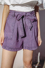 Load image into Gallery viewer, EVERYDAY CASUAL DENIM SHORTS
