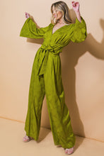 Load image into Gallery viewer, THE RIGHT ADDITION WOVEN PANTS
