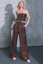 Load image into Gallery viewer, CHARMING COMPOSURE SEQUIN TOP AND BOTTOM SET
