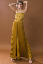 Load image into Gallery viewer, BLISSFUL LOVE WOVEN JUMPSUIT
