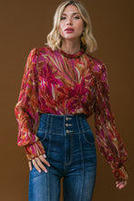 Load image into Gallery viewer, CRUSHING ON YOU WOVEN TOP
