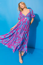 Load image into Gallery viewer, REMARKABLE ENTRANCE WOVEN MIDI DRESS
