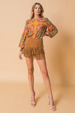 Load image into Gallery viewer, MOOD SETTER WOVEN TOP
