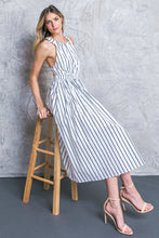 Load image into Gallery viewer, DON'T HOLD BACK POPLIN MIDI DRESS

