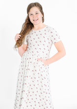 Load image into Gallery viewer, Girl&#39;s Jasmine Short Sleeve Dress

