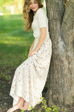 Load image into Gallery viewer, Havyn Floral Lined Maxi Skirt
