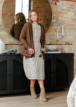 Load image into Gallery viewer, Isla 3/4 Sleeve Midi Dress
