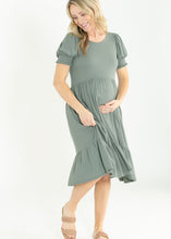Load image into Gallery viewer, Jess Short Sleeve Midi Dress
