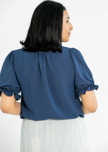 Load image into Gallery viewer, Laurel V-neck Short Sleeve Top
