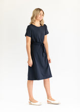 Load image into Gallery viewer, Lennox Classic Midi Dress

