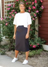 Load image into Gallery viewer, Quinn Midi Skirt 31 Inch
