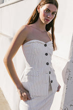 Load image into Gallery viewer, GET TO THE POINT WOVEN TOP
