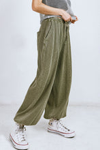Load image into Gallery viewer, A CHILL MOMENT JOGGER PANTS
