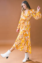 Load image into Gallery viewer, YOU&#39;RE PERFECT WOVEN MIDI DRESS
