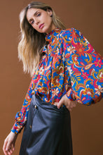 Load image into Gallery viewer, IMPRESSIVE BLOSSOM WOVEN TOP
