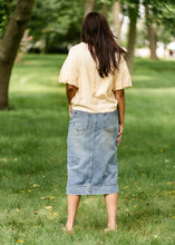 Load image into Gallery viewer, Skylar Button Front Midi Skirt
