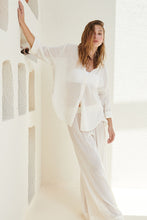 Load image into Gallery viewer, Voyage Set - White Stripes
