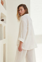 Load image into Gallery viewer, Voyage Set - White Stripes
