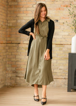 Load image into Gallery viewer, Willow Linen Midi Dress
