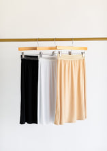 Load image into Gallery viewer, Women&#39;s Half Slip
